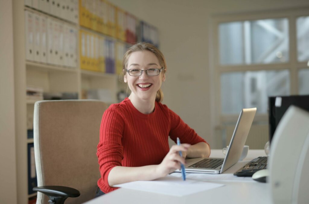 Online Learning for Students: Challenges and Solutions